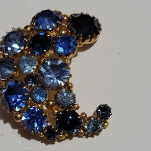 Sensational Antique High End  Blue and Gold Women's Brooch